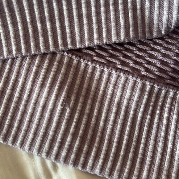 Lululemon Rest Less Pullover Longsleeve In Bubble Dot Violet Verbena Size 2 - Picture 11 of 12